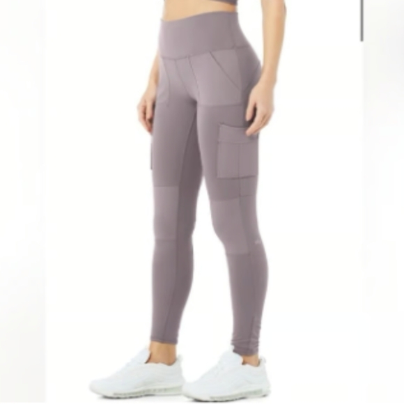 ALO - Picture 1 of 10